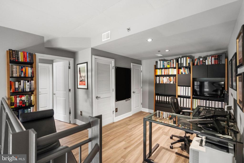 520 JOHN CARLYLE STREET Unit: 107