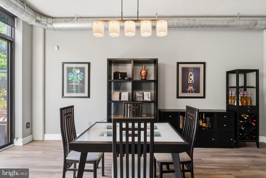 520 JOHN CARLYLE STREET Unit: 107