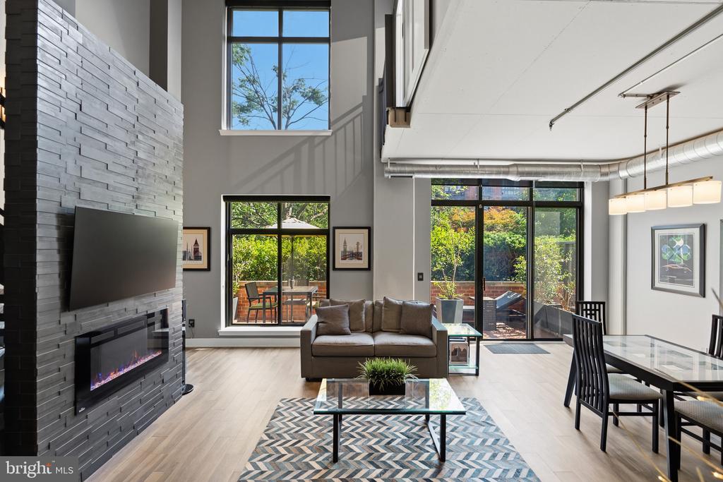 520 JOHN CARLYLE STREET Unit: 107