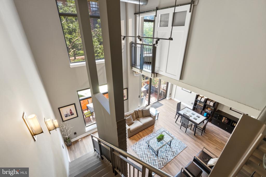 520 JOHN CARLYLE STREET Unit: 107