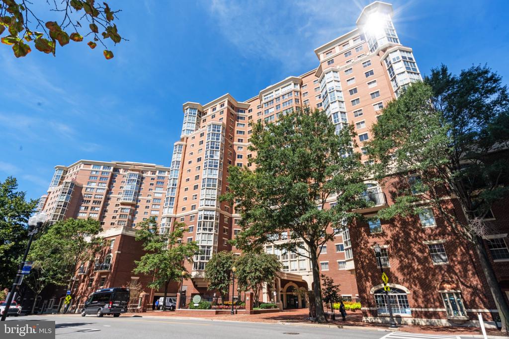 2151 JAMIESON AVENUE Unit: 1405