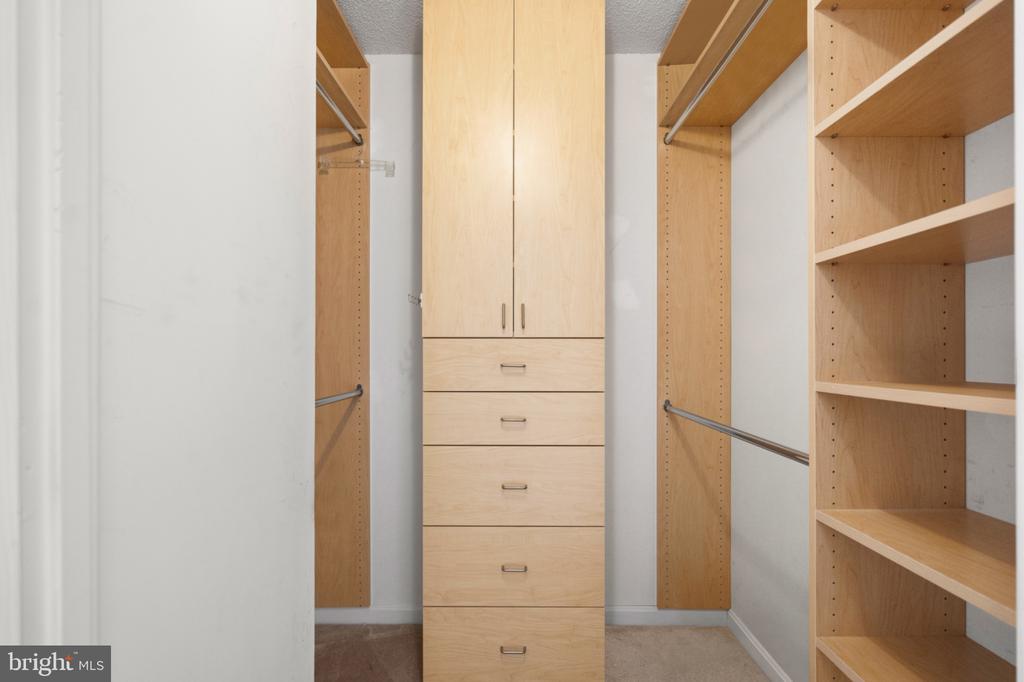 2151 JAMIESON AVENUE Unit: 1405