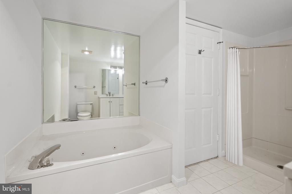 2151 JAMIESON AVENUE Unit: 1405
