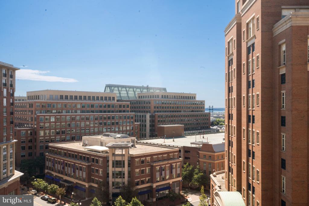 2151 JAMIESON AVENUE Unit: 1405
