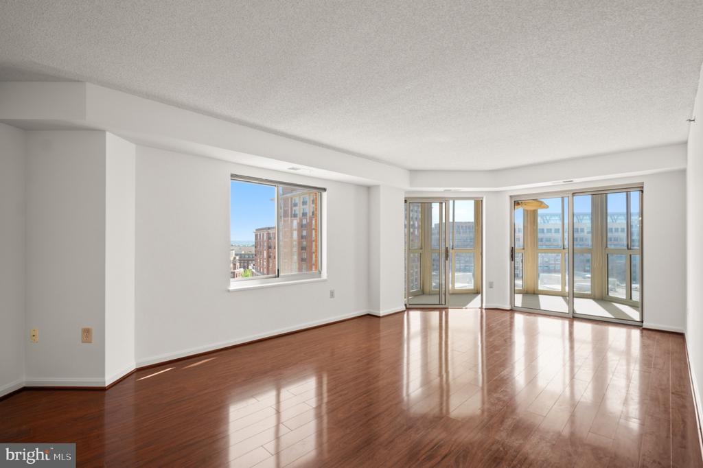2151 JAMIESON AVENUE Unit: 1405