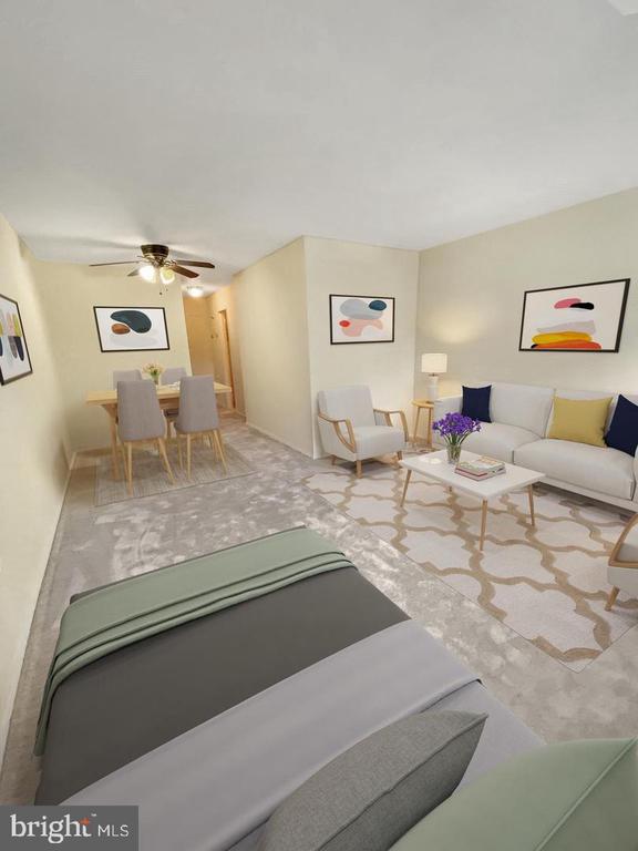 801 N PITT STREET Unit: 220