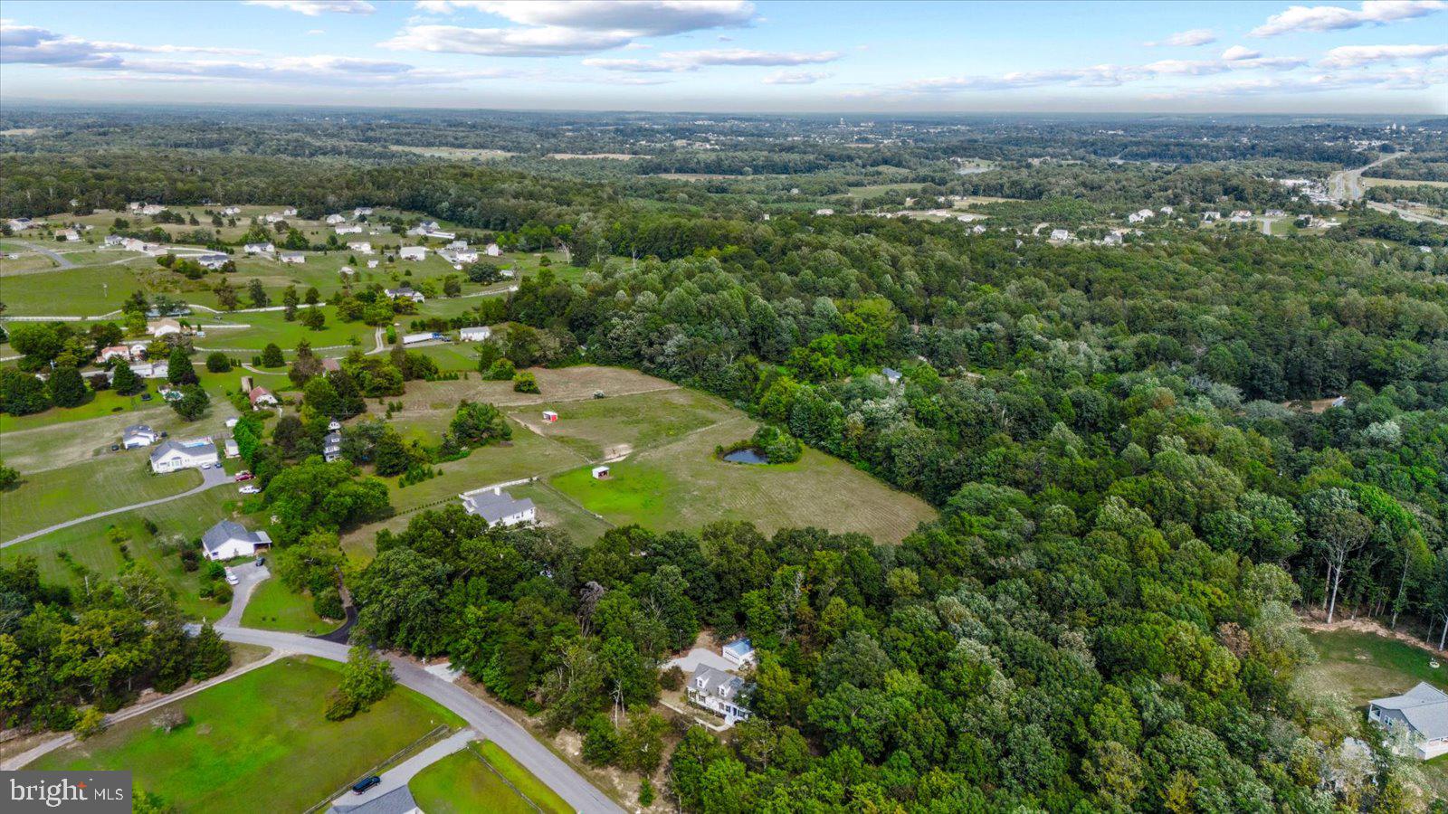 17515 LAKEMONT DRIVE