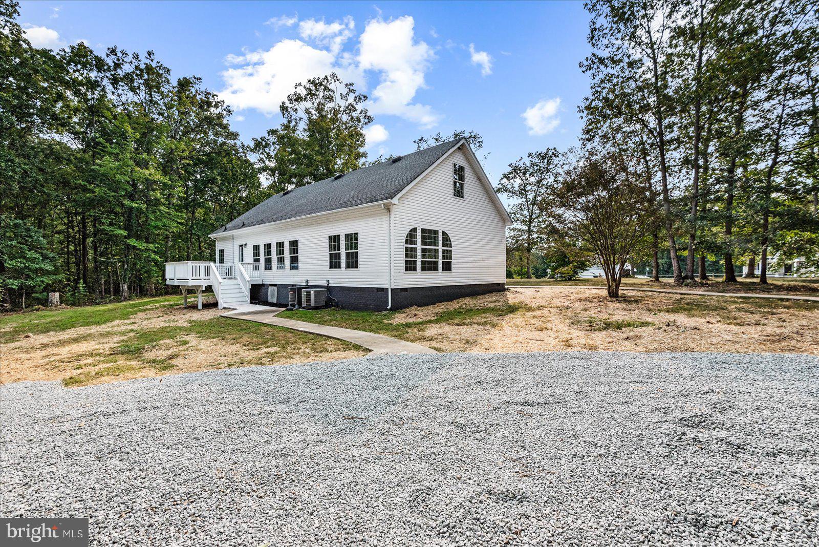 17515 LAKEMONT DRIVE