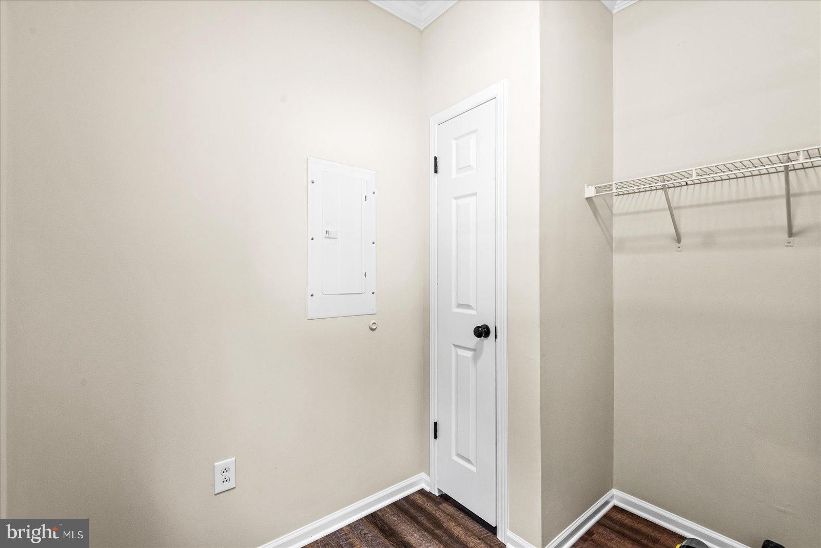 17515 LAKEMONT DRIVE