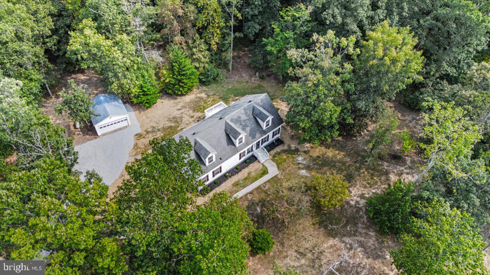 17515 LAKEMONT DRIVE