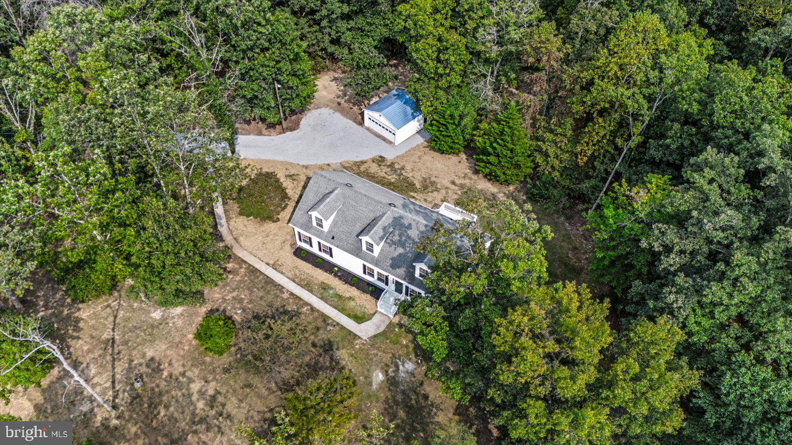 17515 LAKEMONT DRIVE