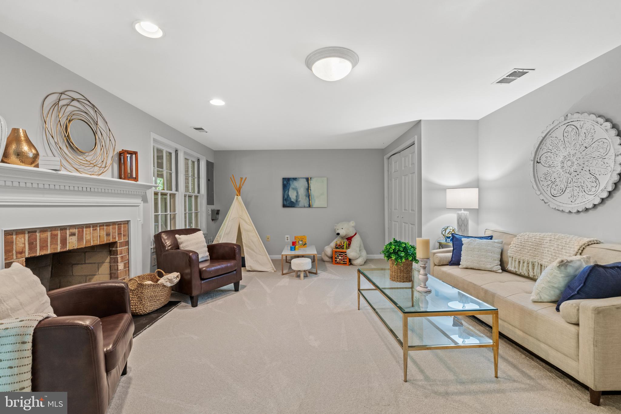 7863 Painted Daisy Dr