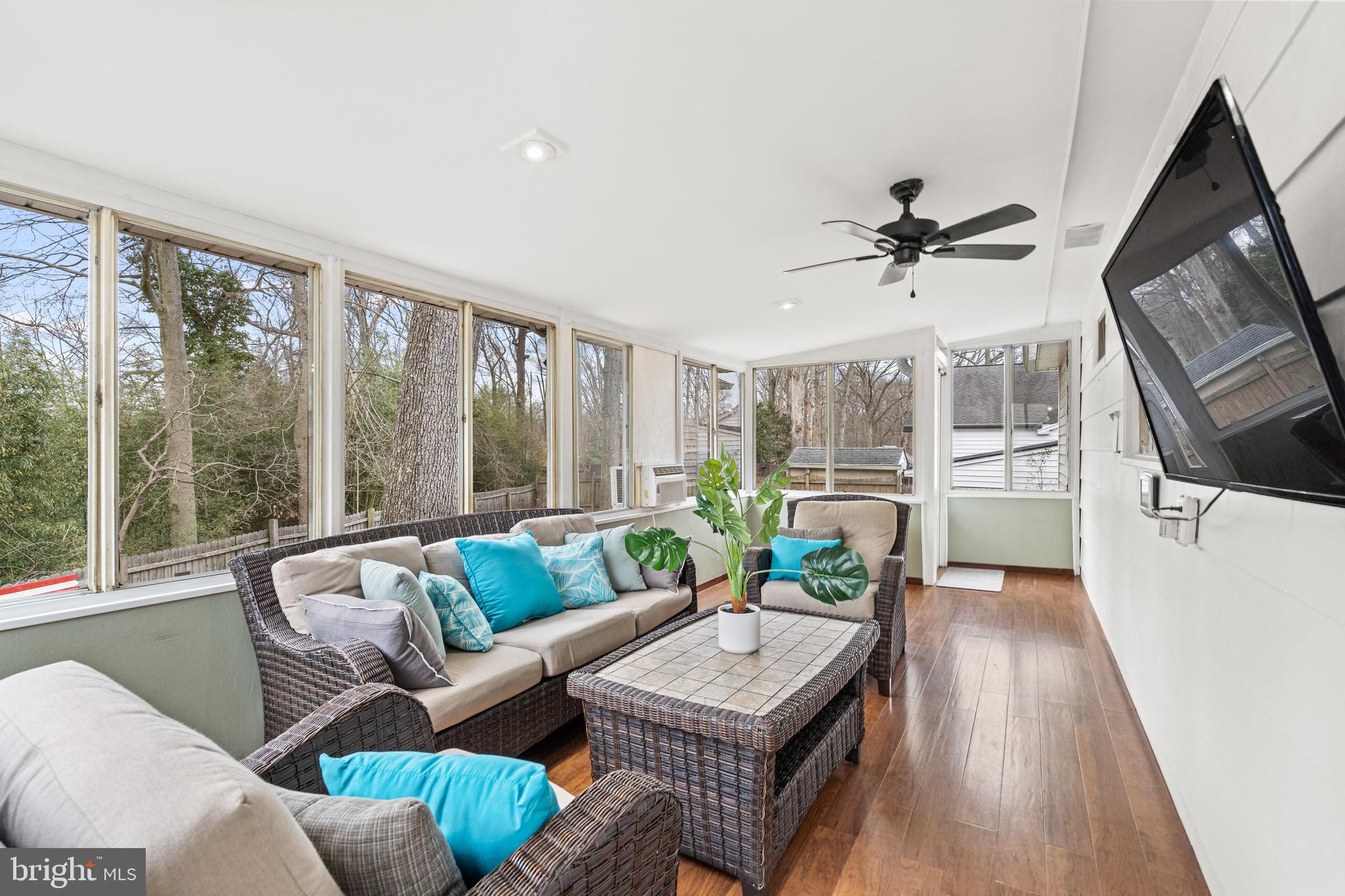 8011 Candlewood Dr
