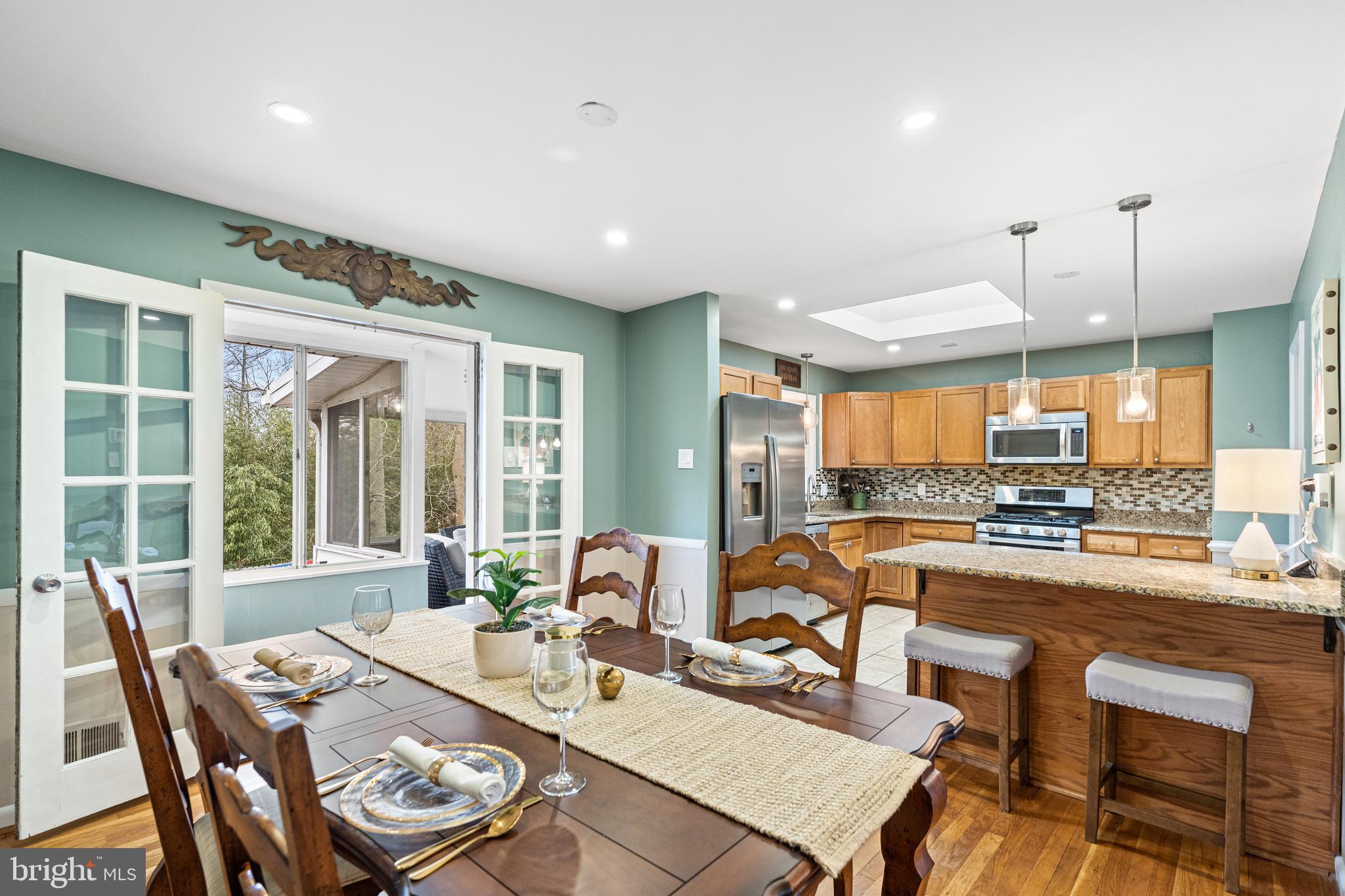 8011 Candlewood Dr