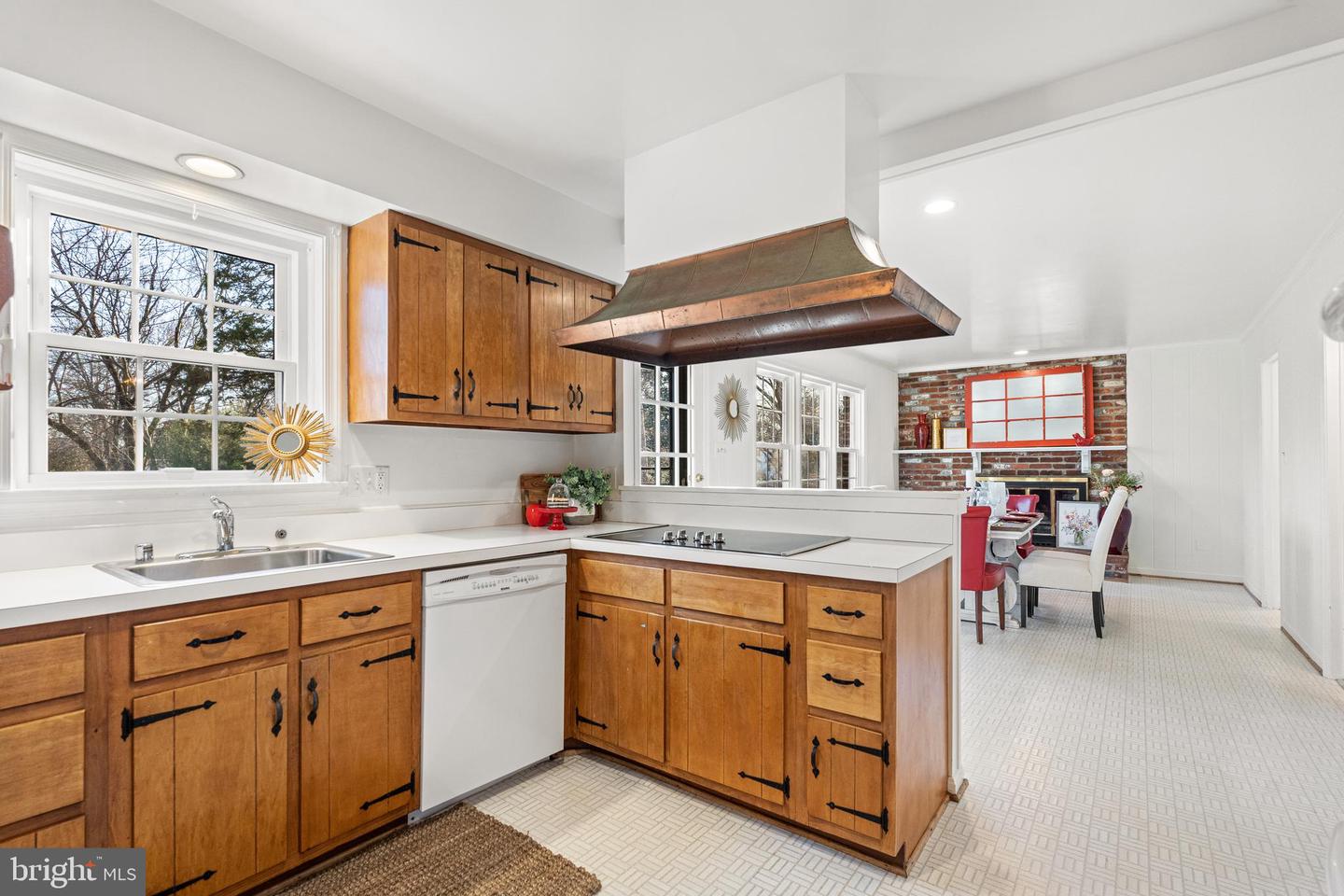 1001 Dalebrook Dr