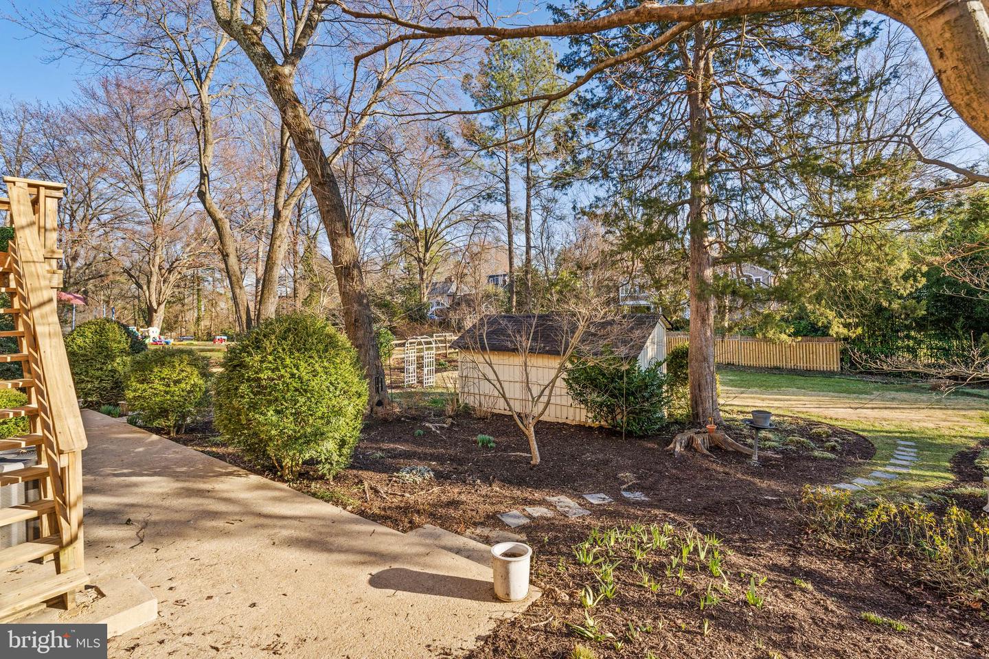 1001 Dalebrook Dr