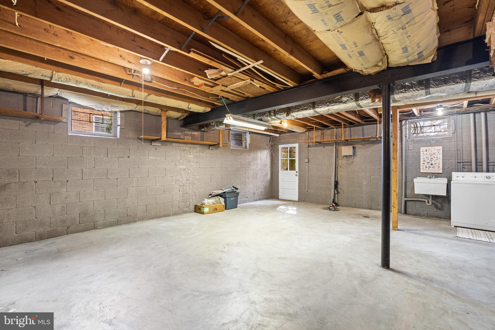 8814 Stockton Pkwy