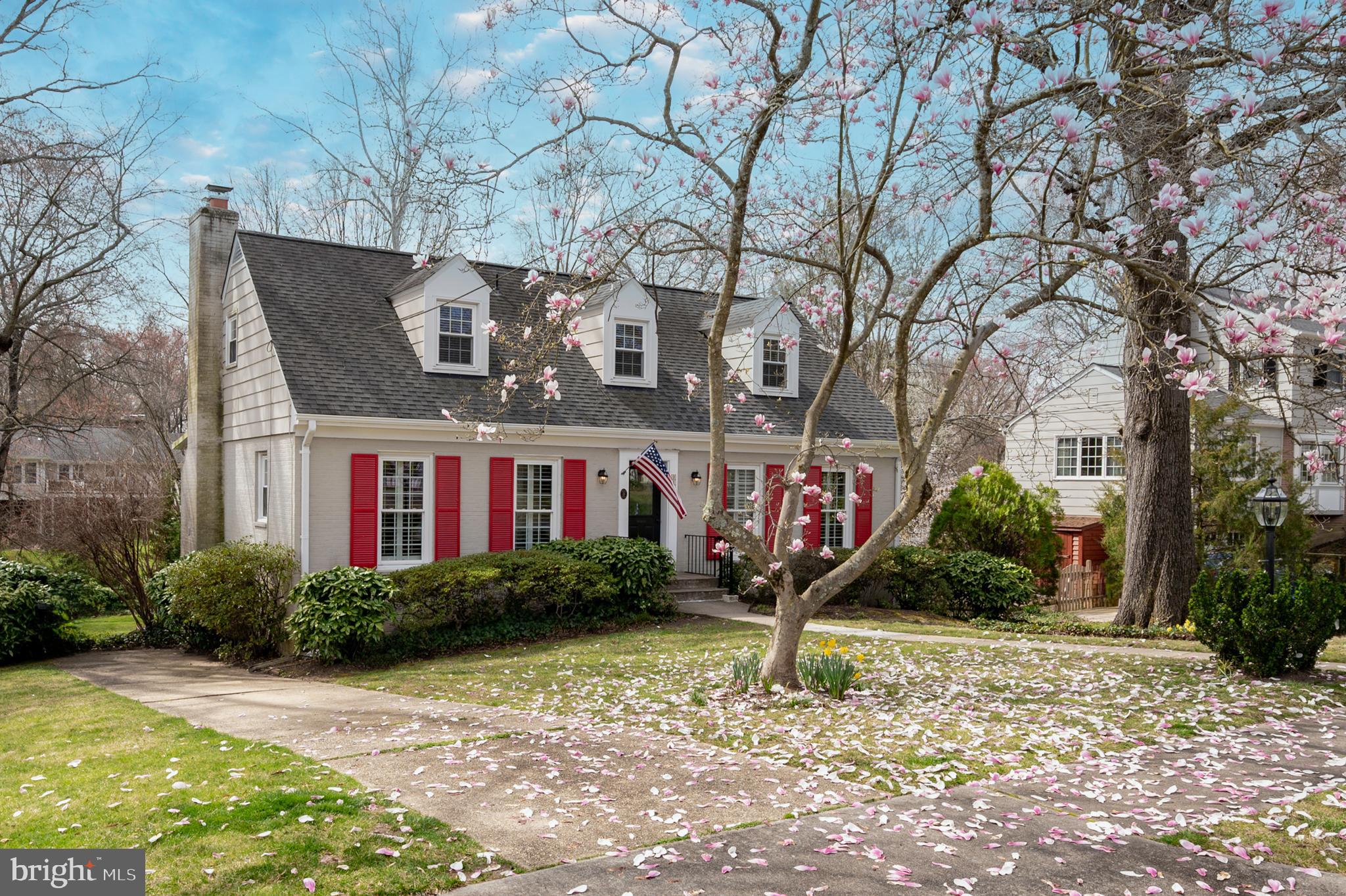 911 Dalebrook Dr