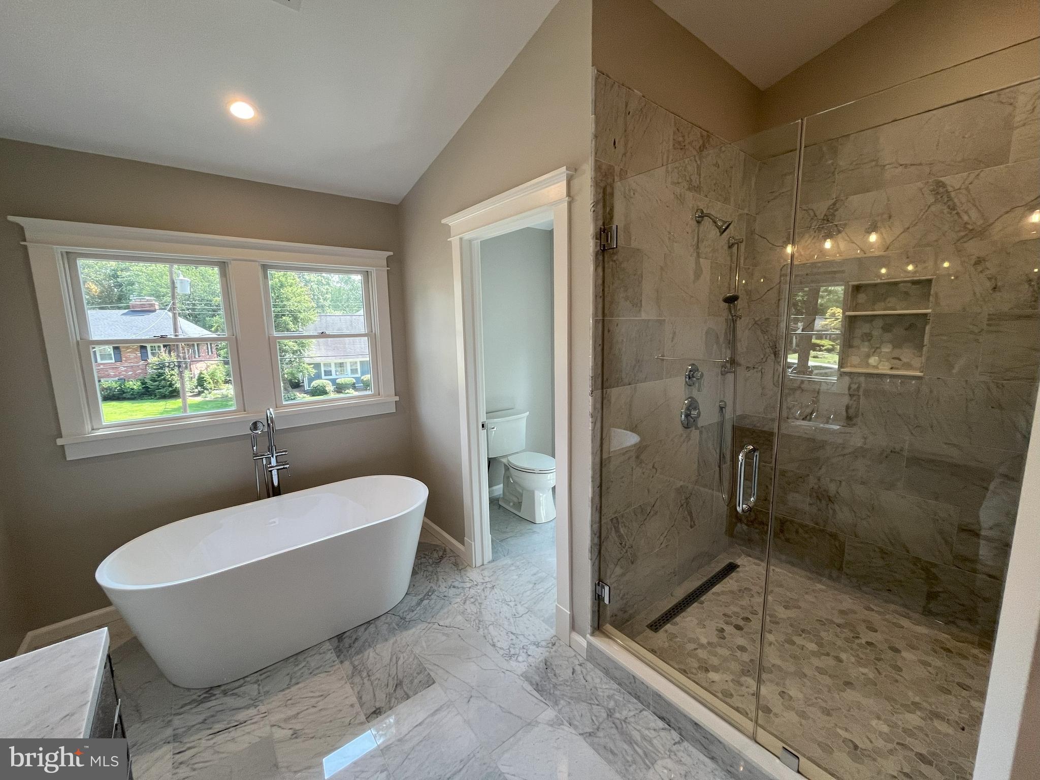 8619 Cushman Pl
