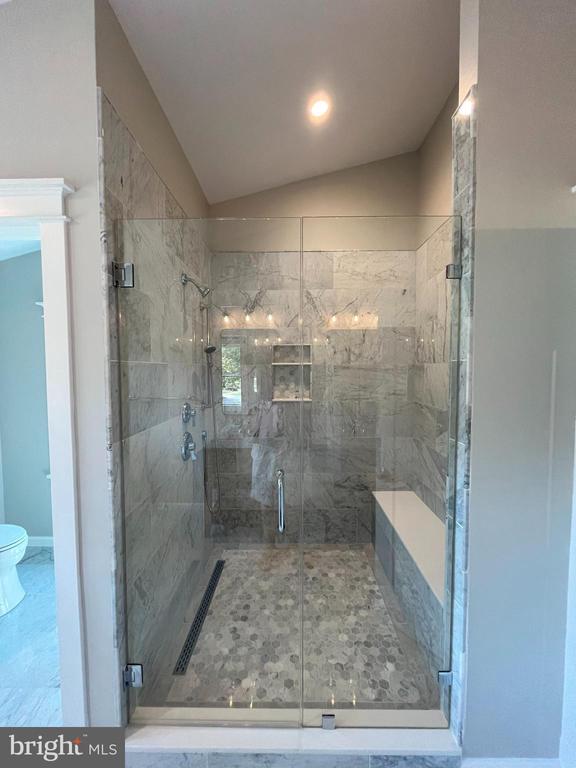 8619 Cushman Pl