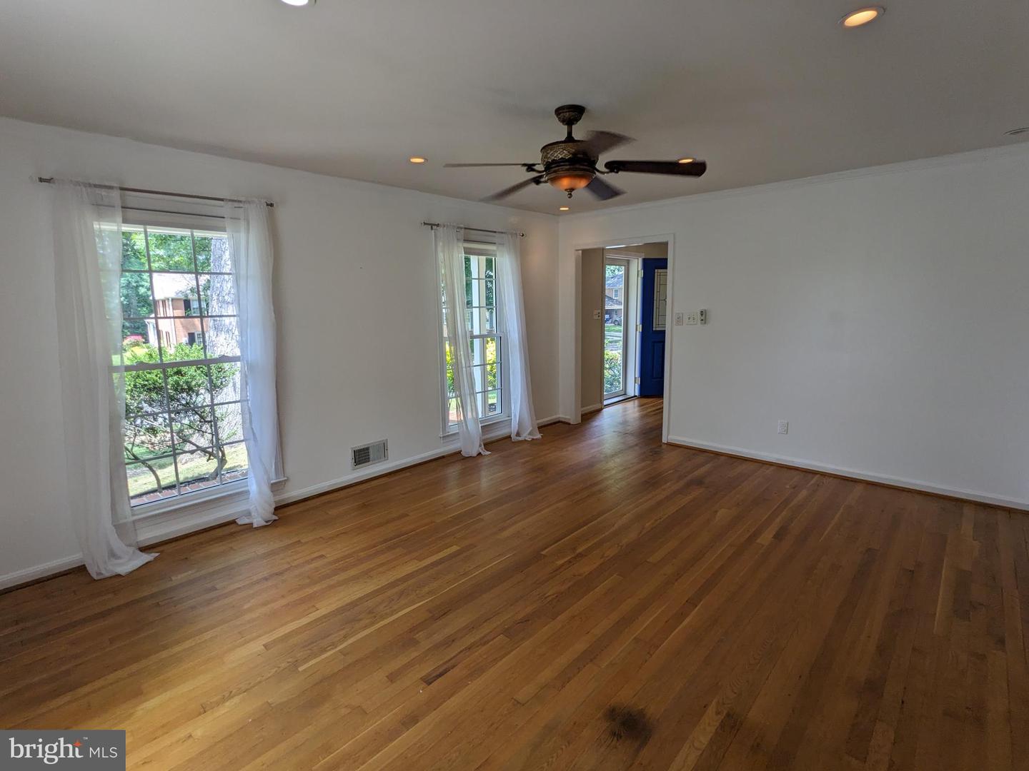 8263 TOLL HOUSE RD