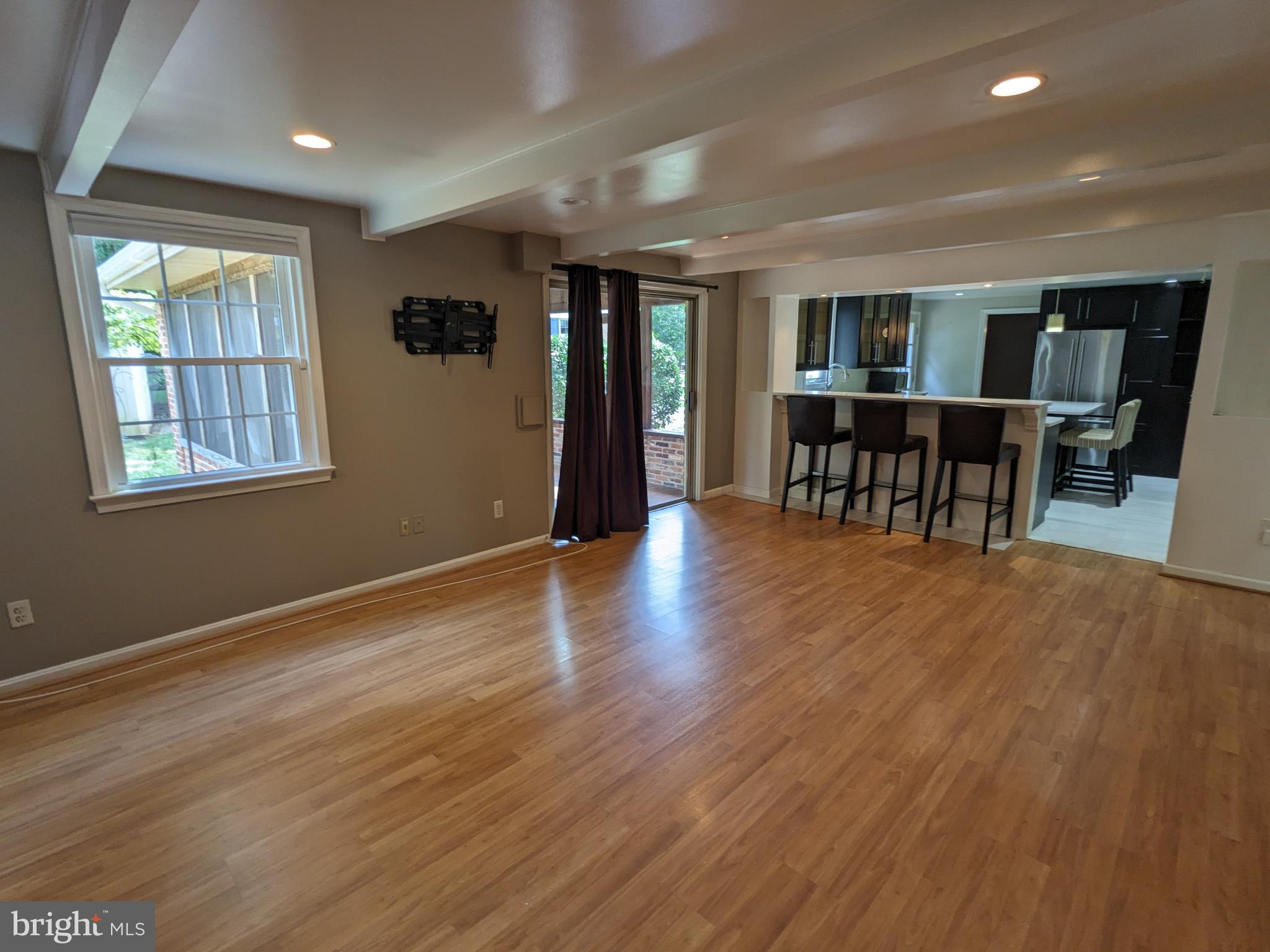 8263 TOLL HOUSE RD