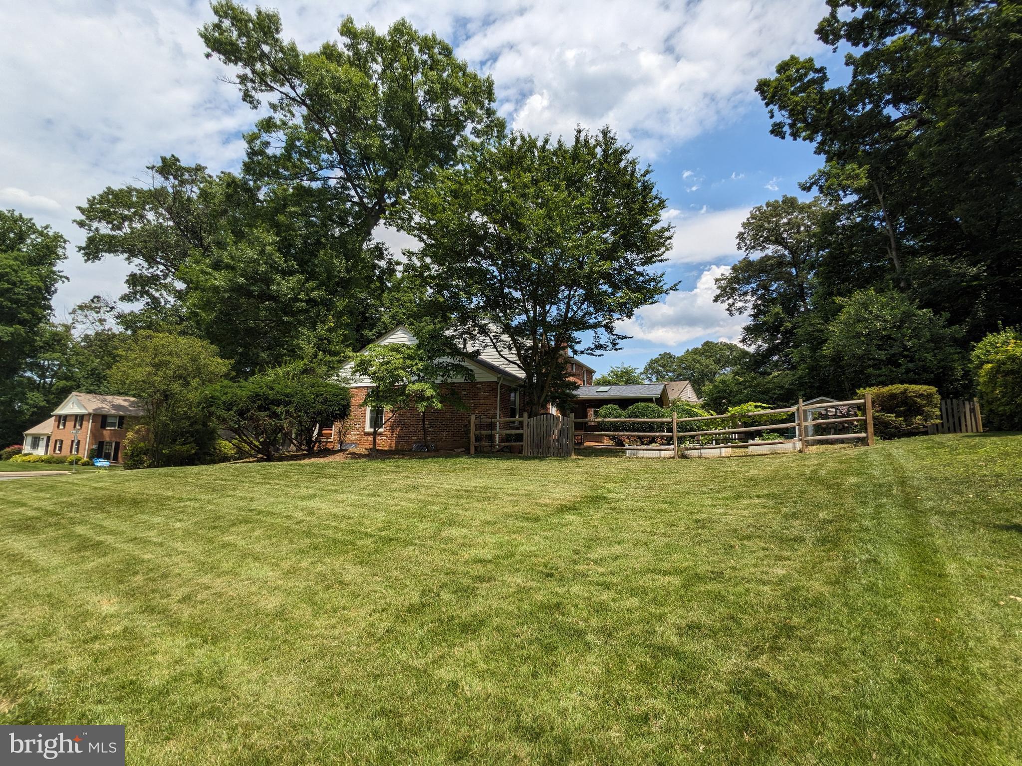 8263 TOLL HOUSE RD