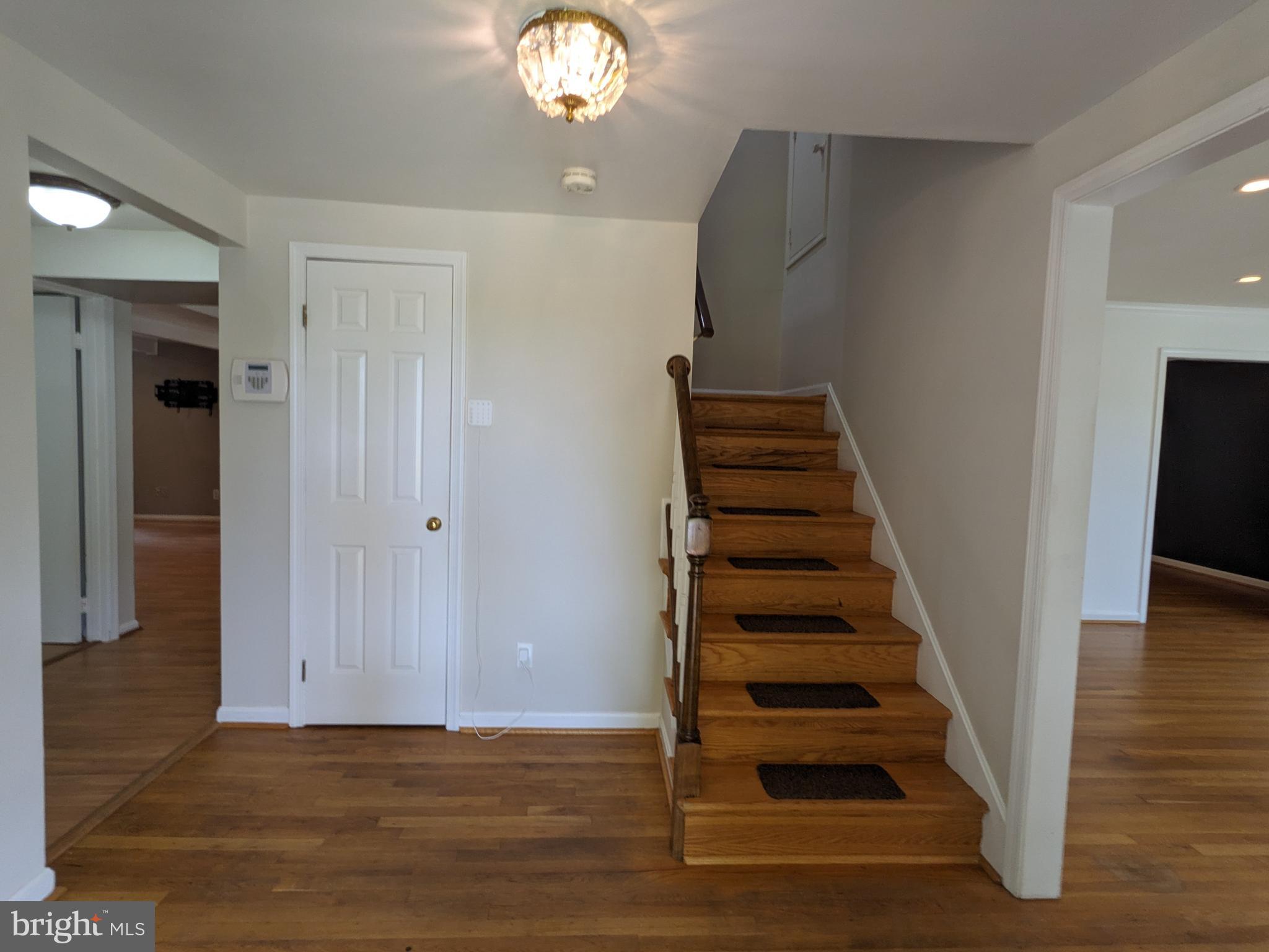 8263 TOLL HOUSE RD