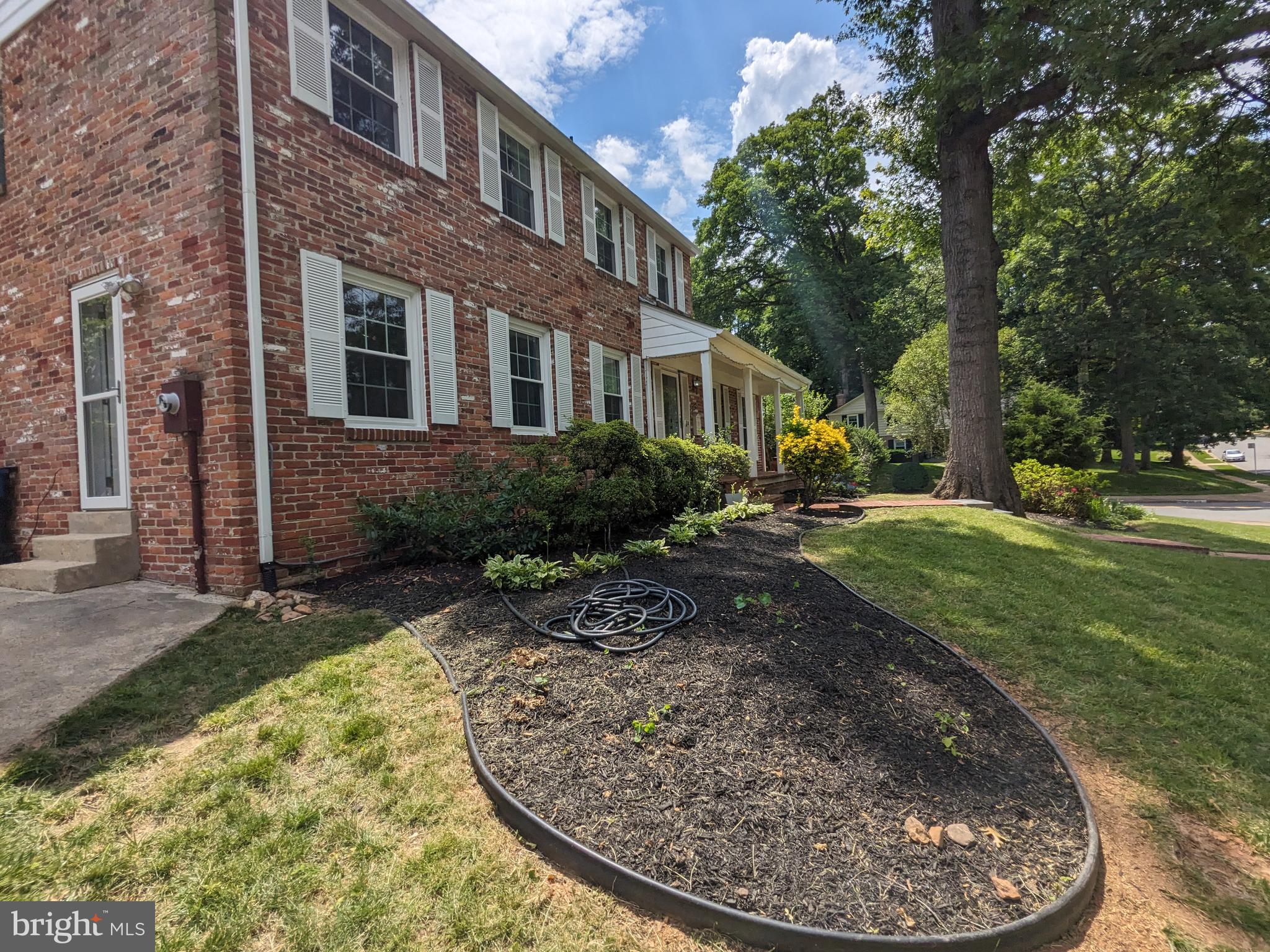 8263 TOLL HOUSE RD