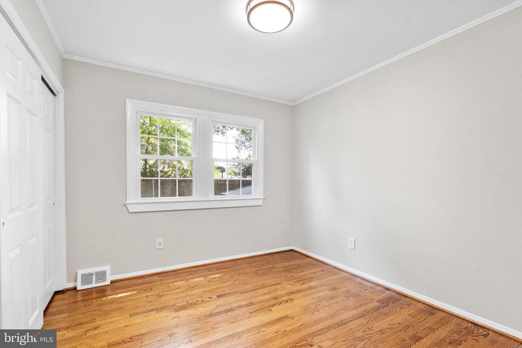 1066 Dalebrook Dr