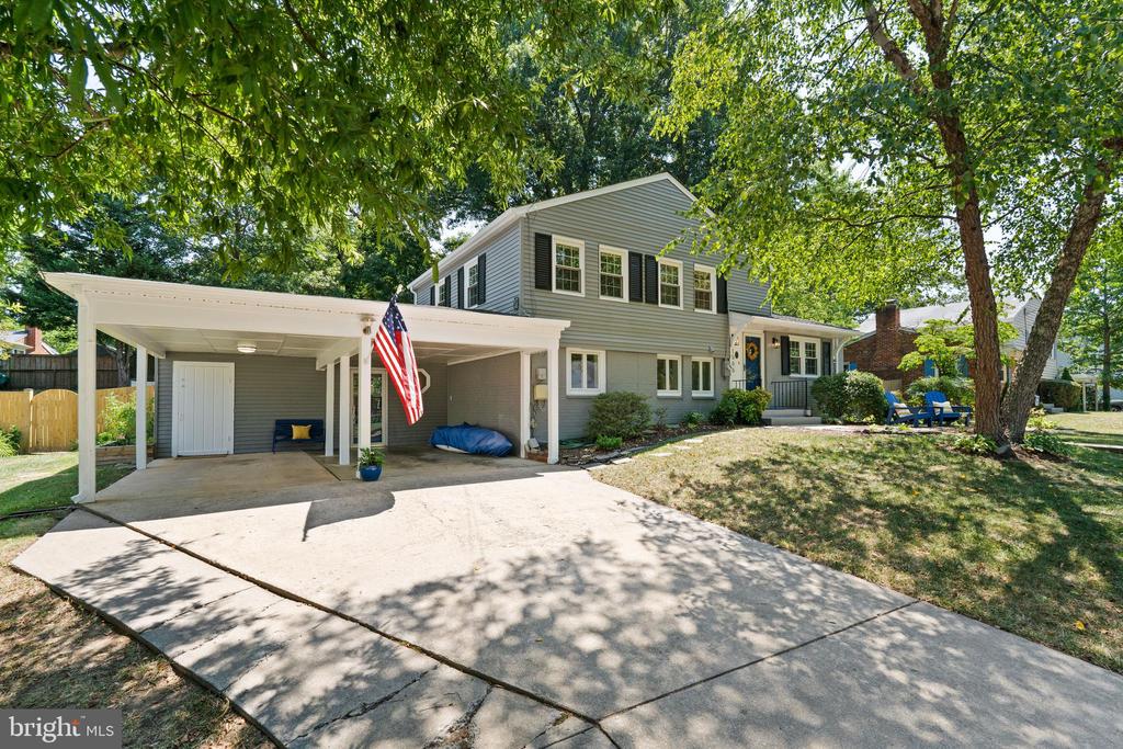 1066 Dalebrook Dr