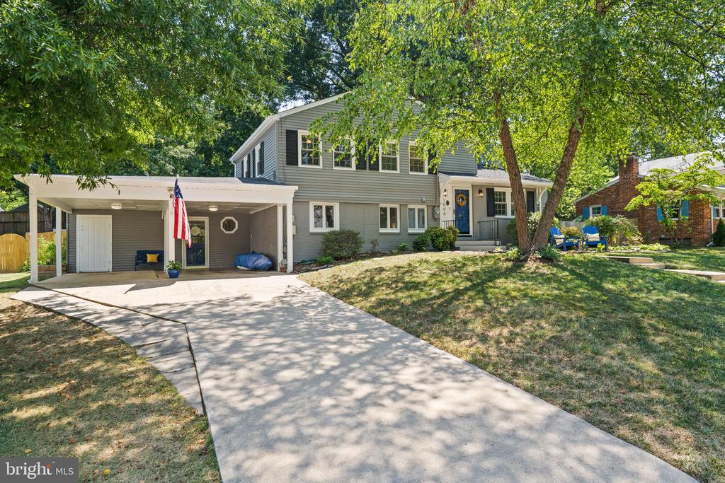 1066 Dalebrook Dr