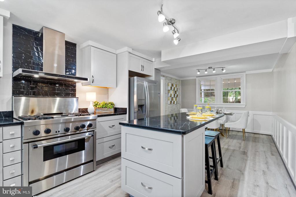 1066 Dalebrook Dr