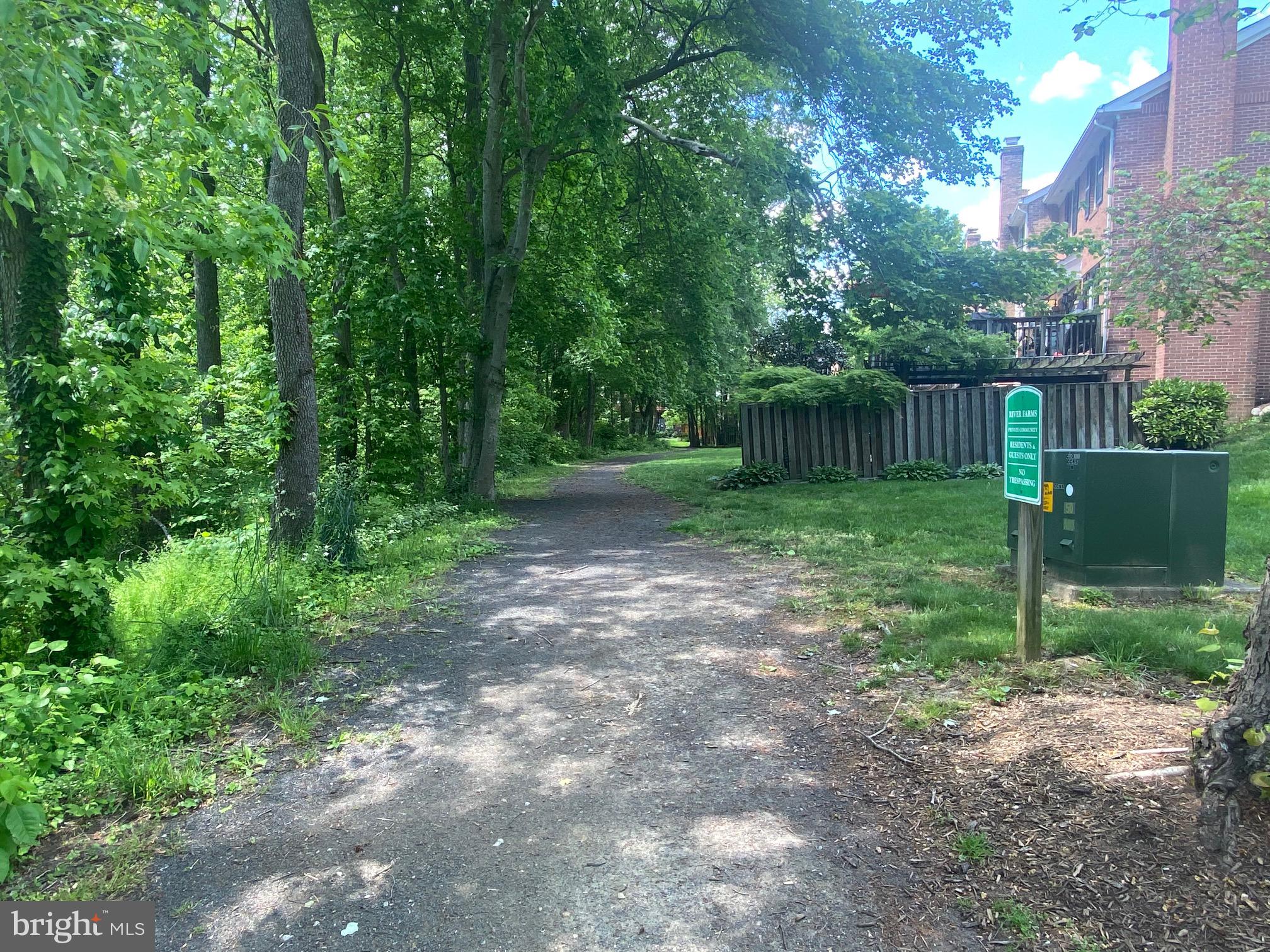 8231 Cedar Landing Ct
