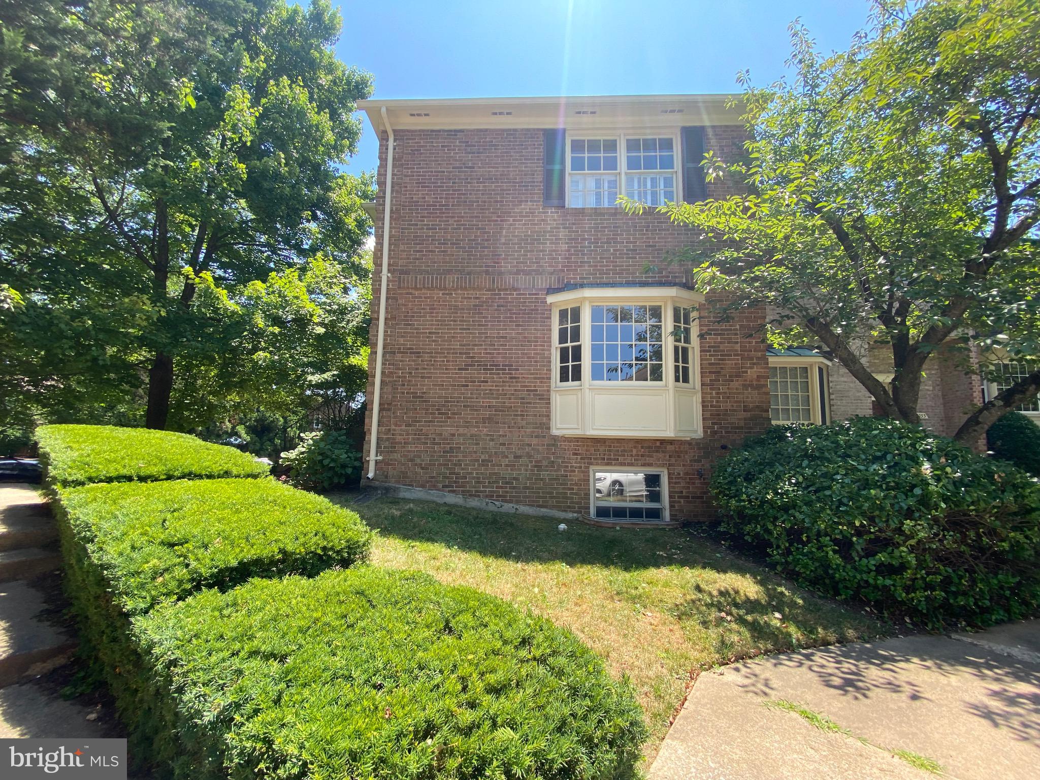 8231 Cedar Landing Ct