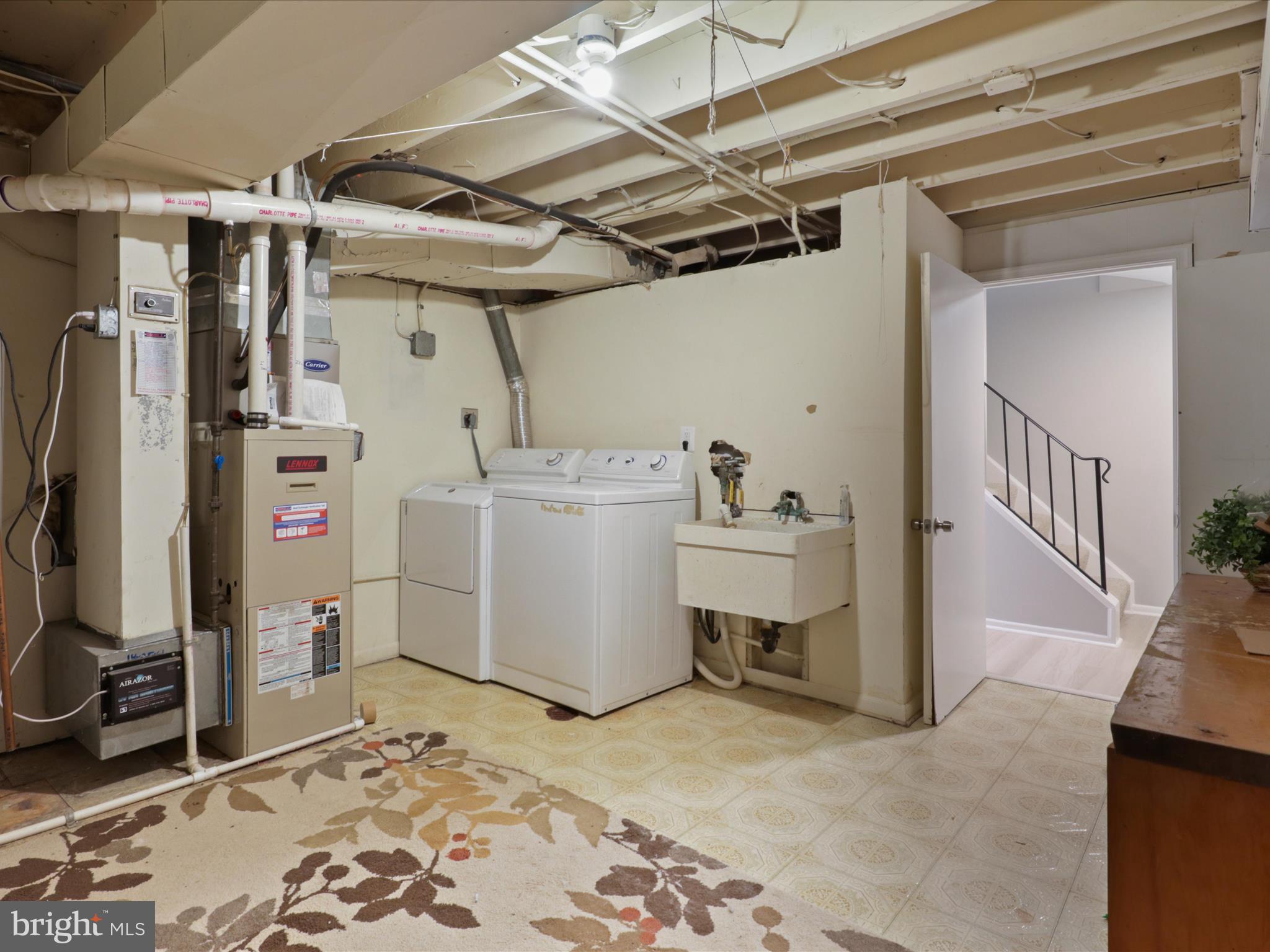 8315 Uxbridge Ct
