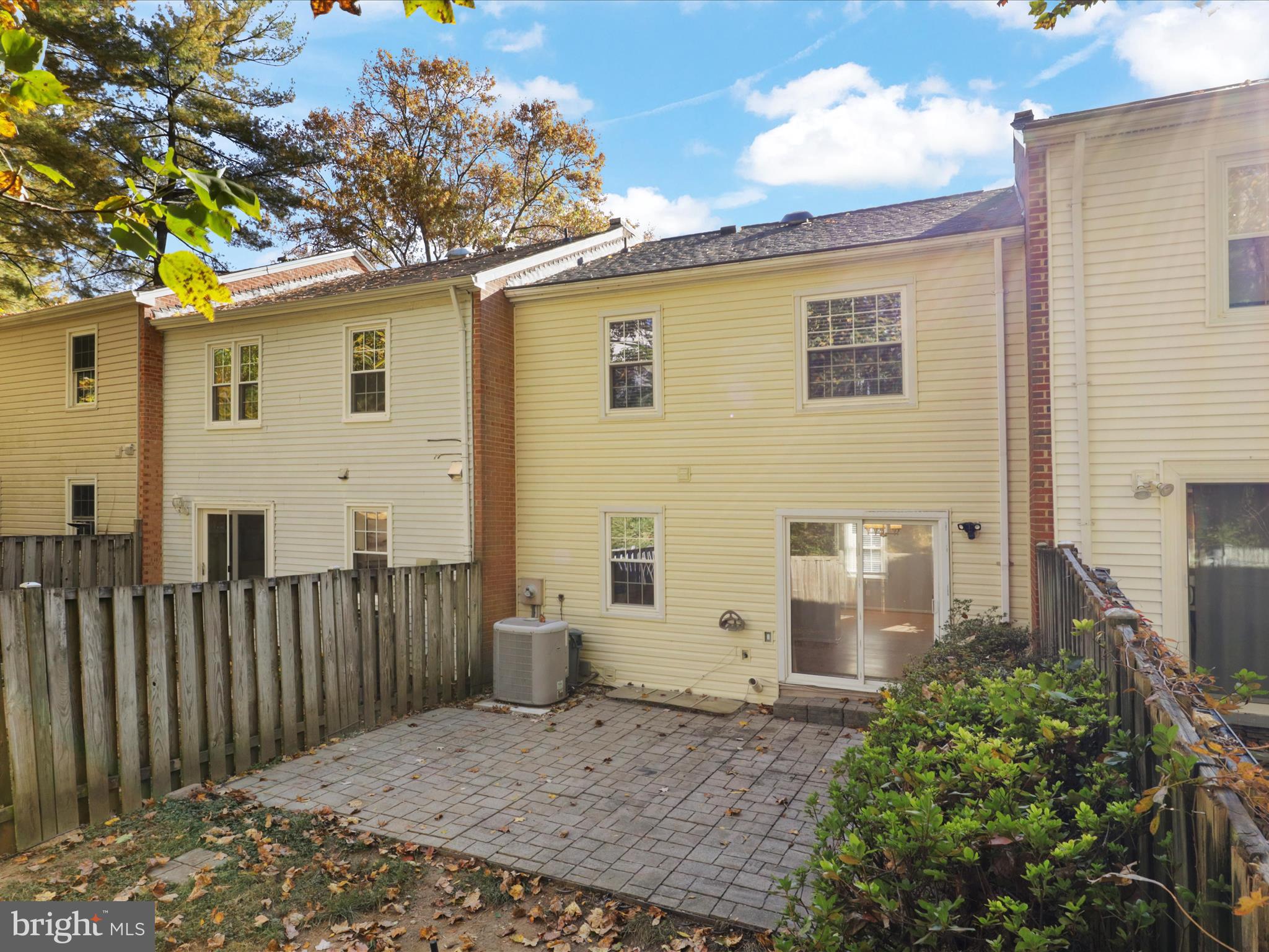 8315 Uxbridge Ct