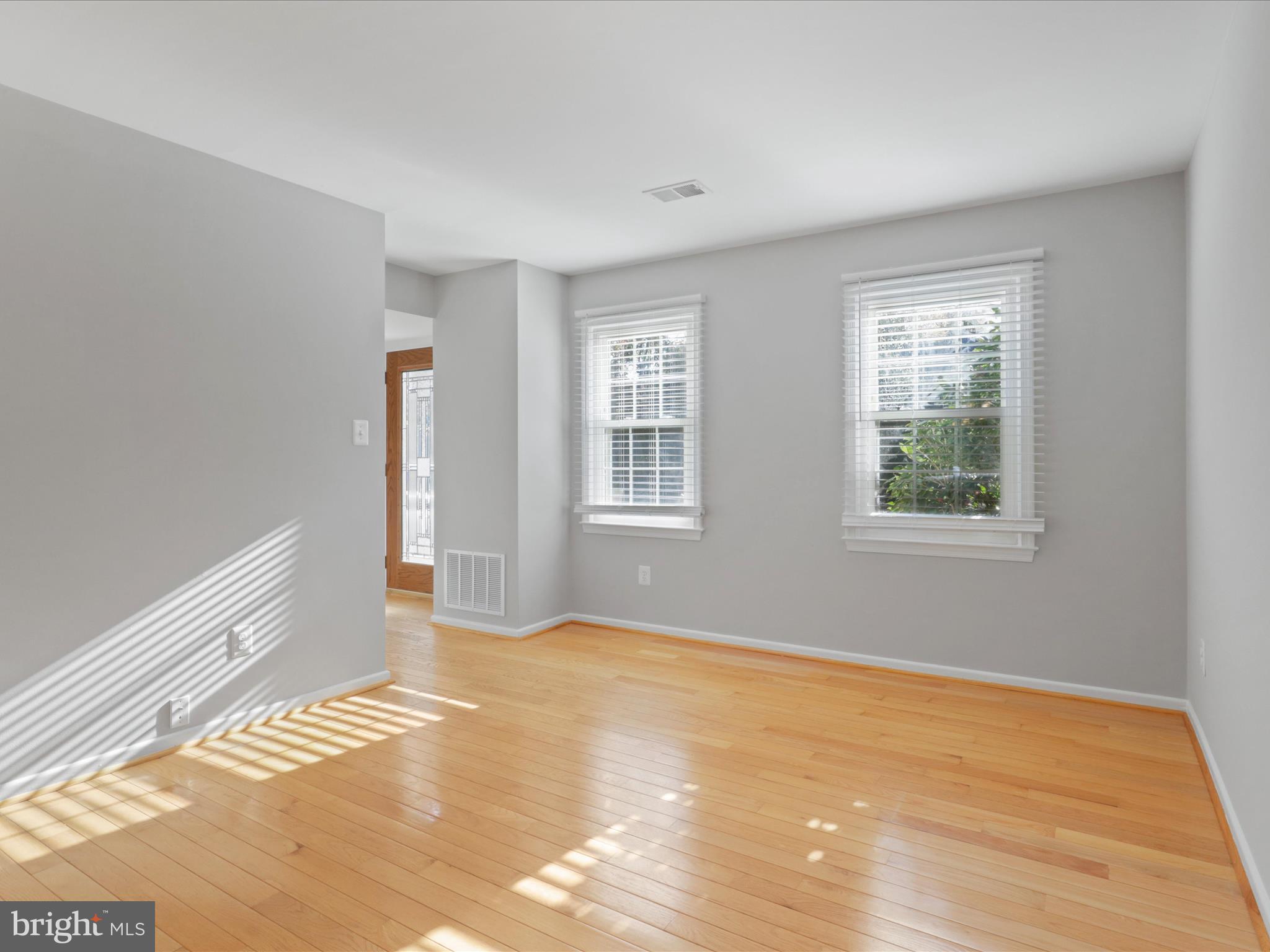 8315 Uxbridge Ct