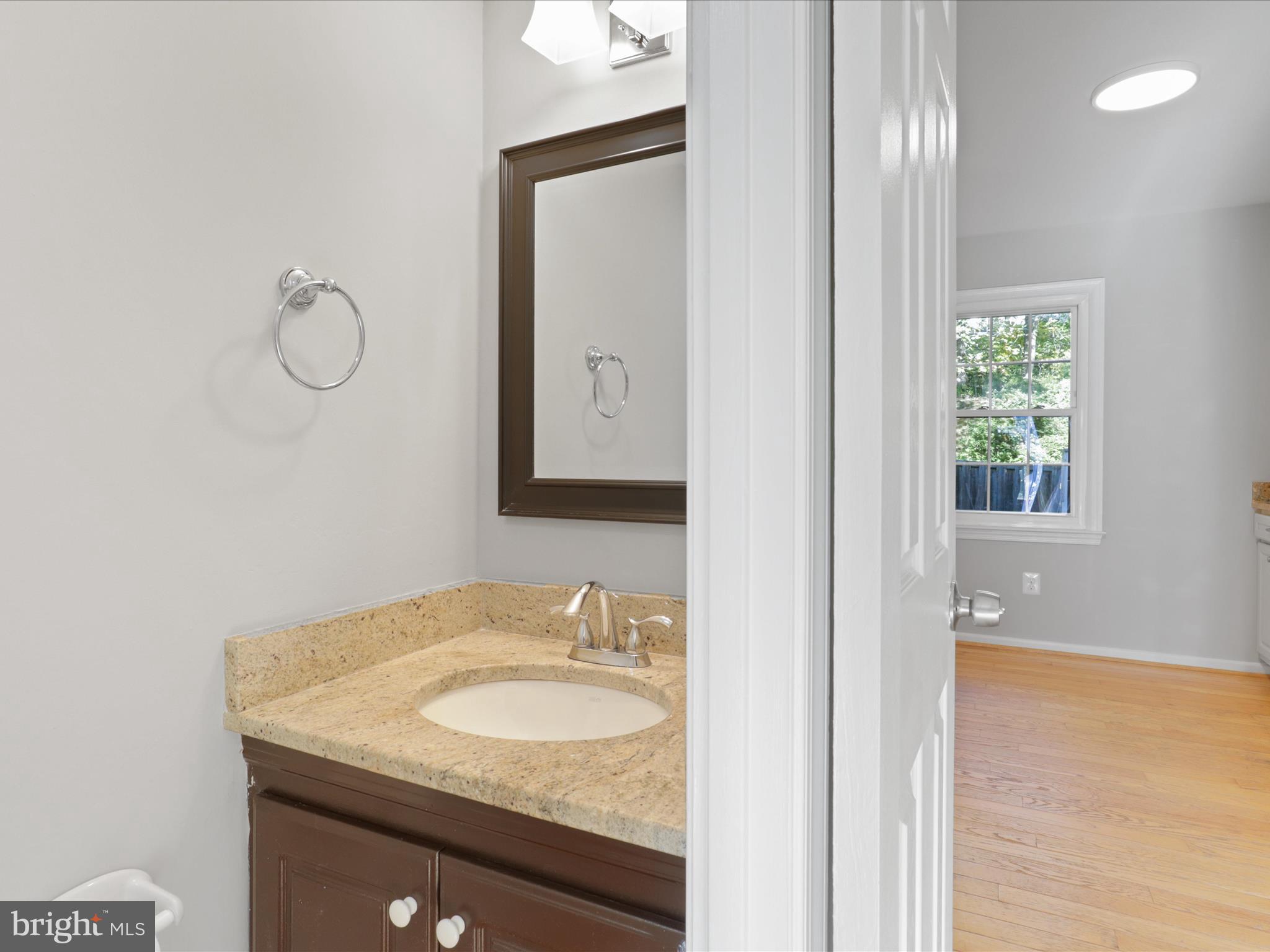 8315 Uxbridge Ct