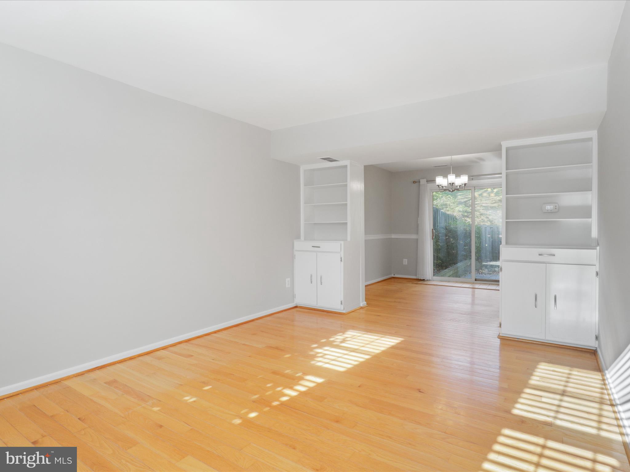 8315 Uxbridge Ct