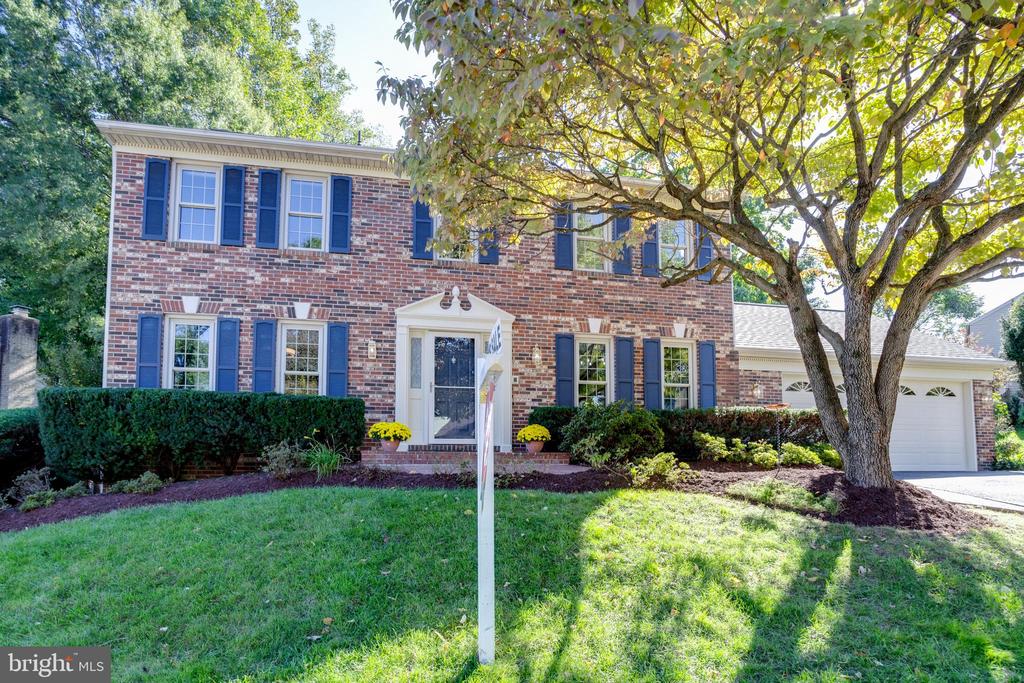 8425 Golden Aspen Ct