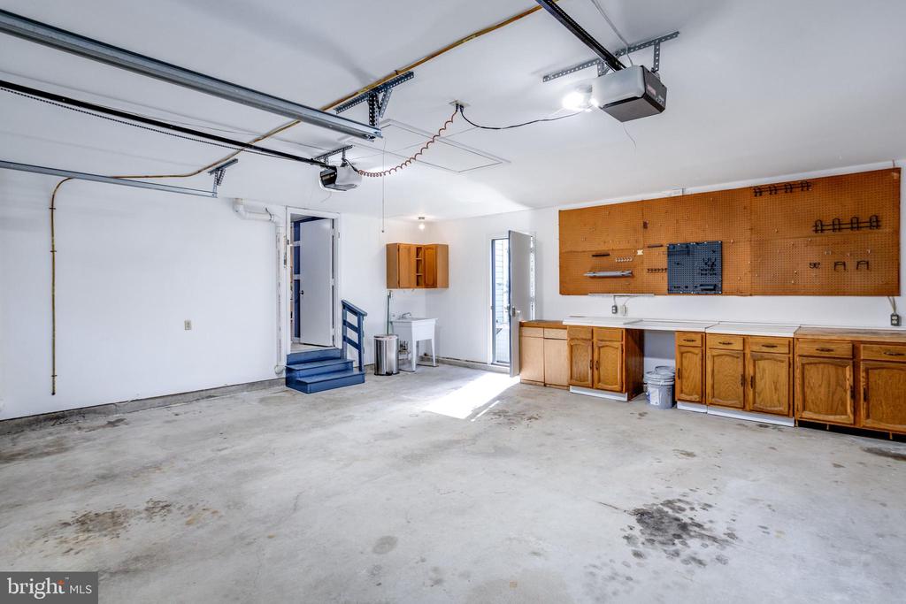 8425 Golden Aspen Ct