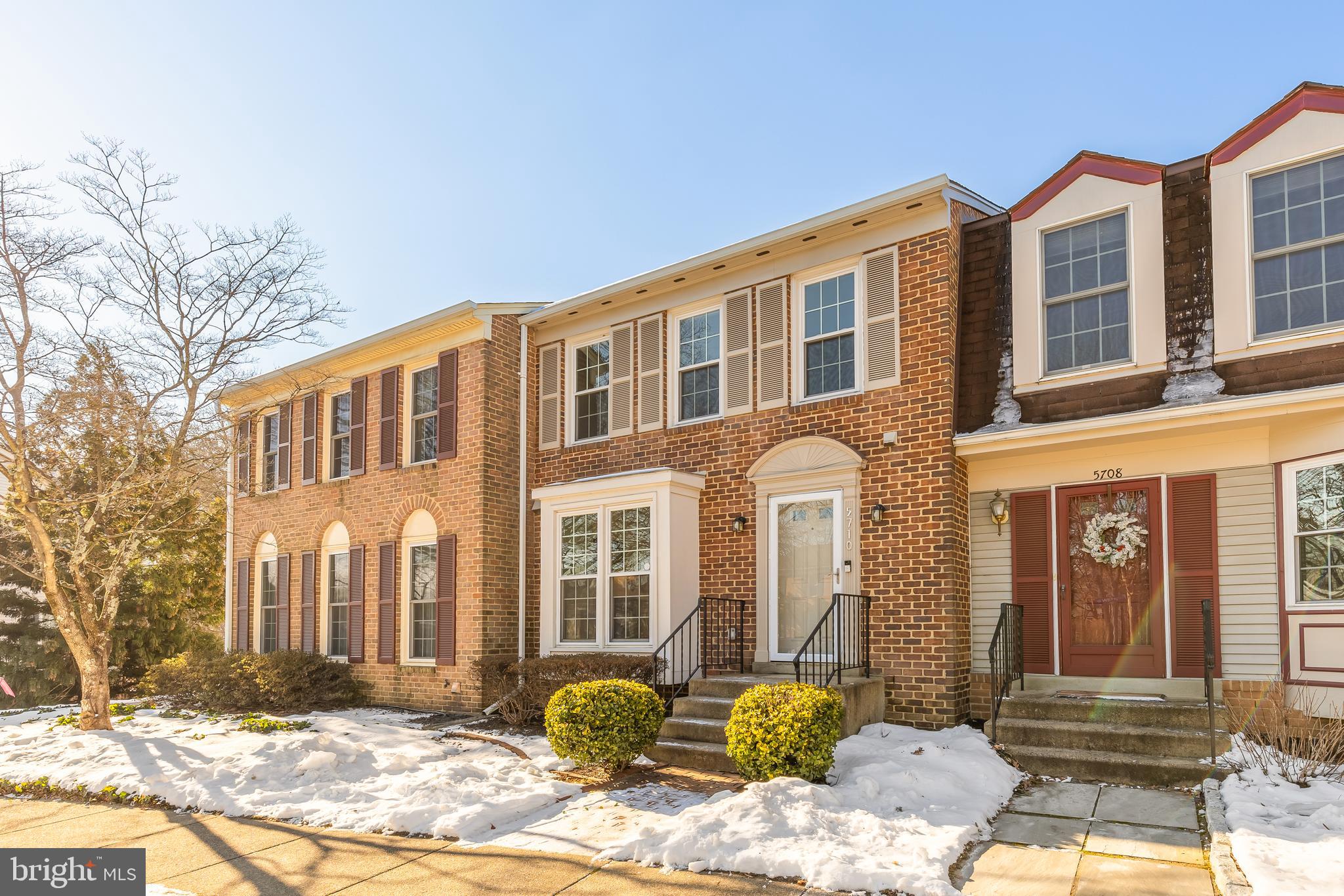 5710 Ridge View Dr