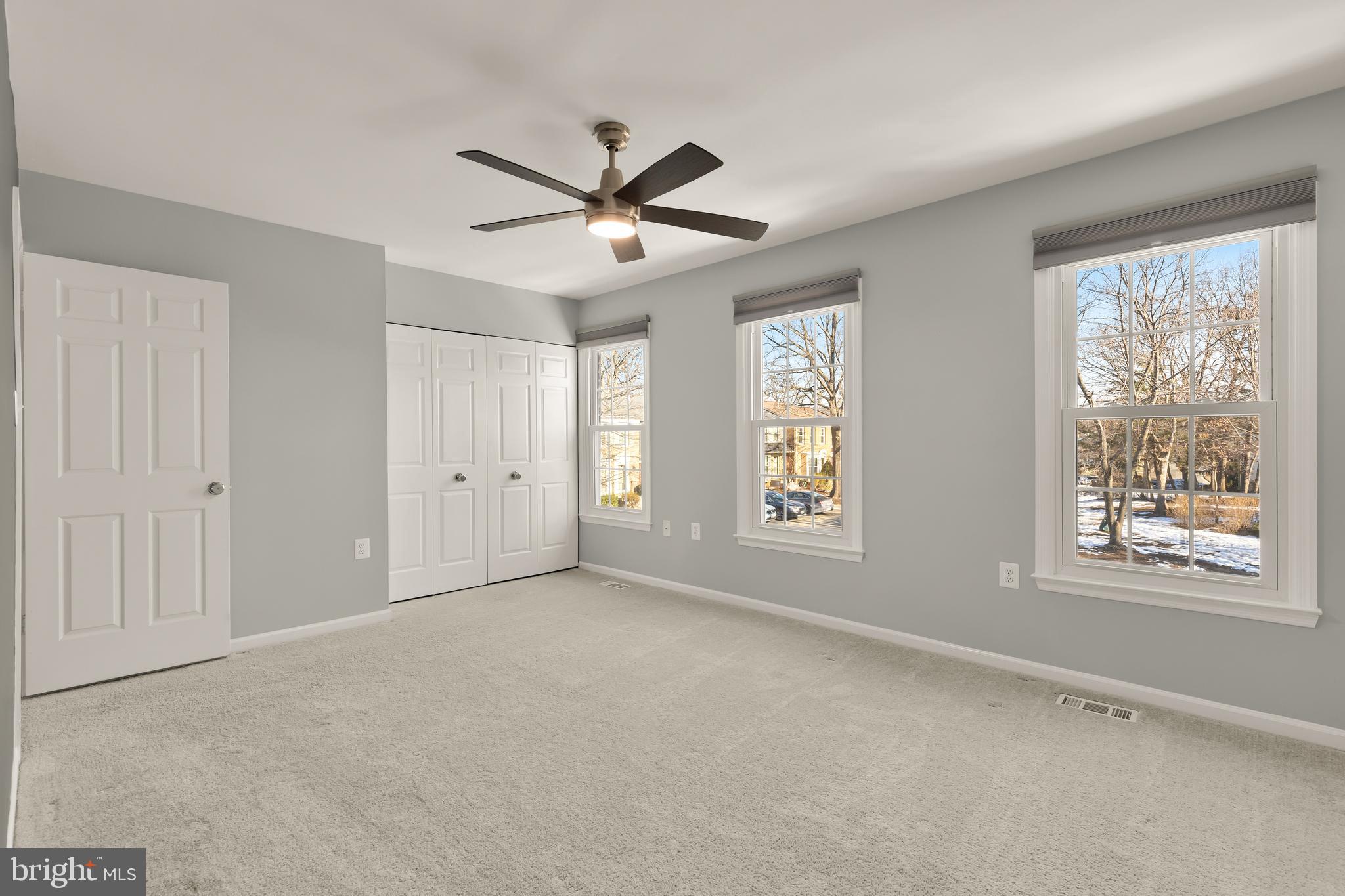 5710 Ridge View Dr