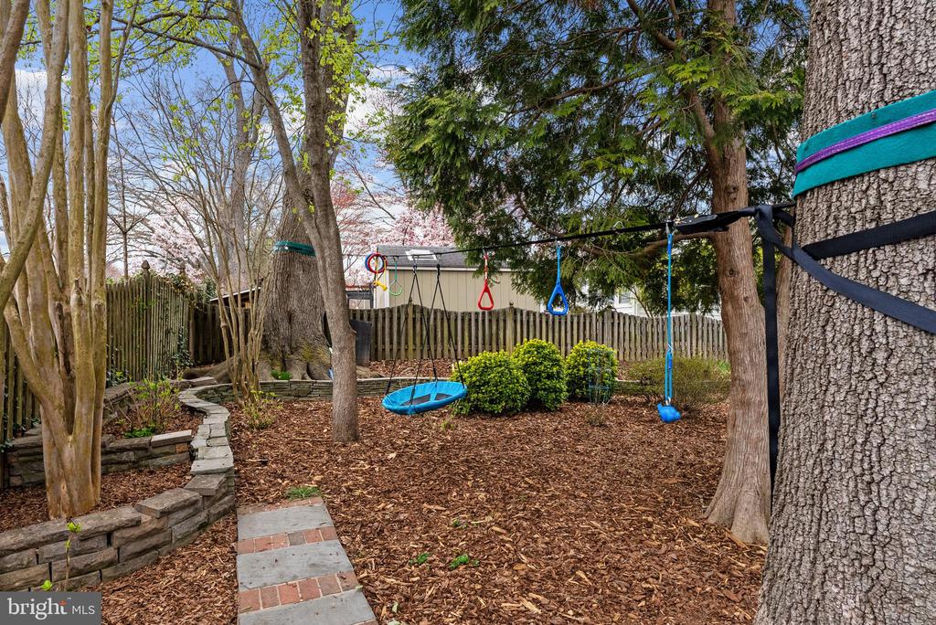 913 Croton Dr