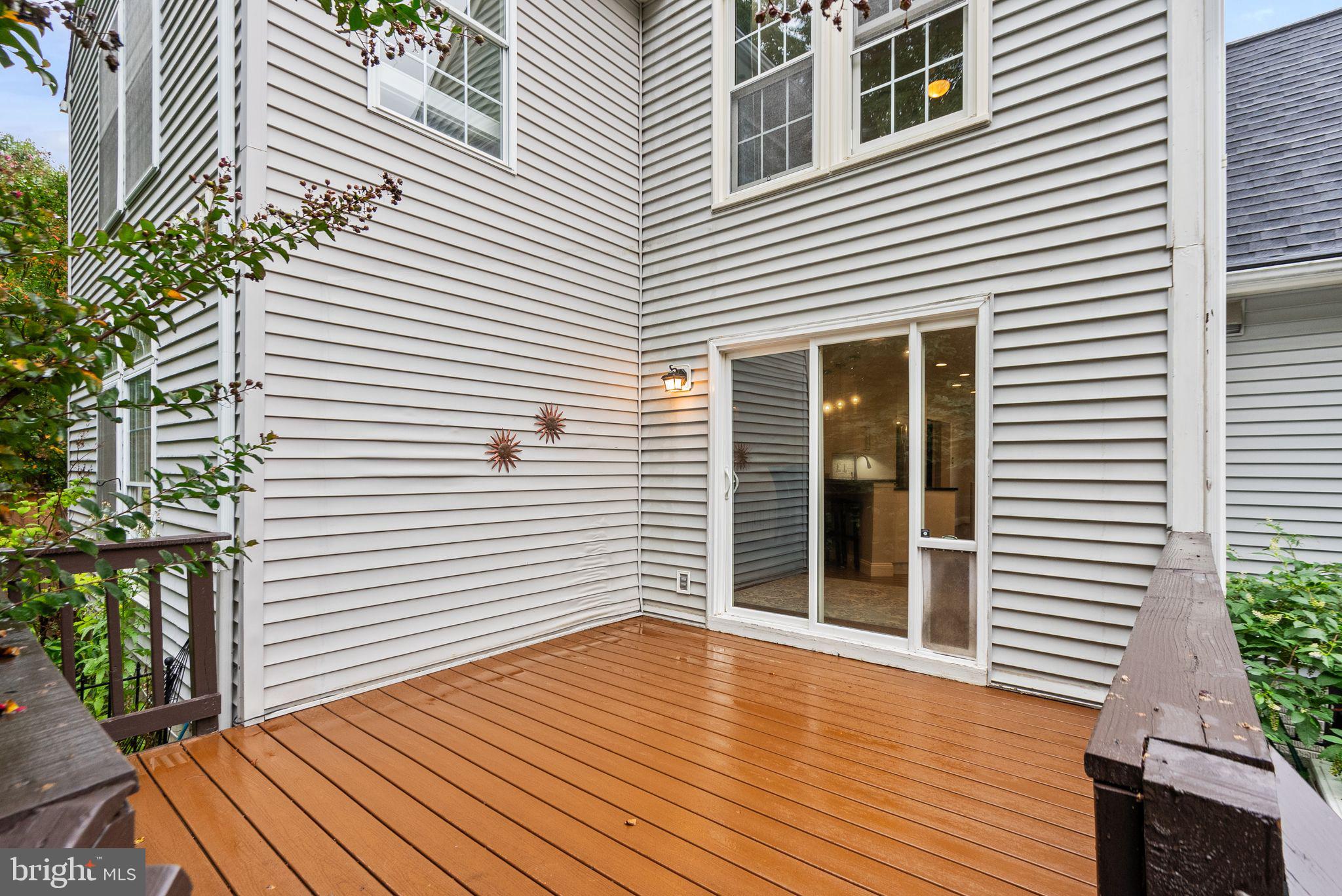 9121 Silver Pointe Way