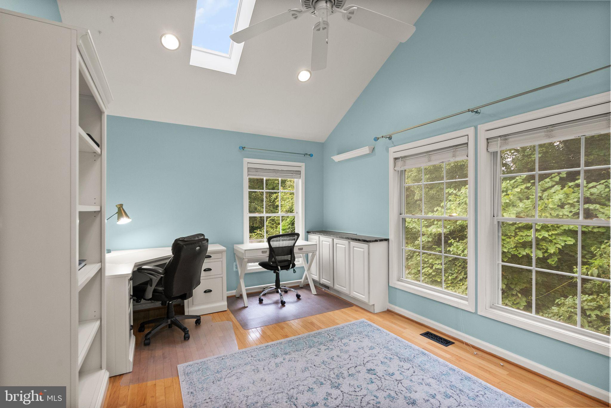 9121 Silver Pointe Way