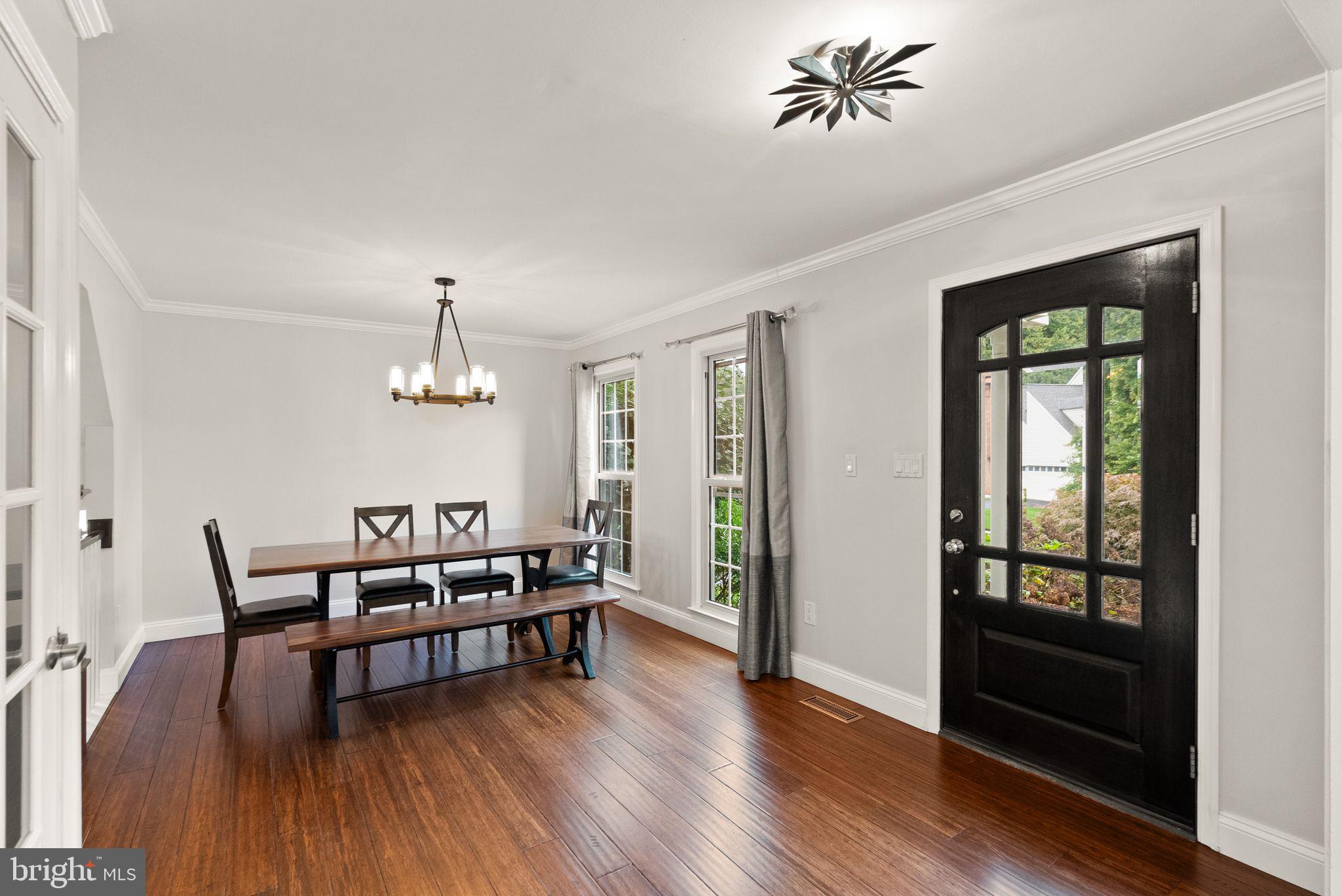 9121 Silver Pointe Way