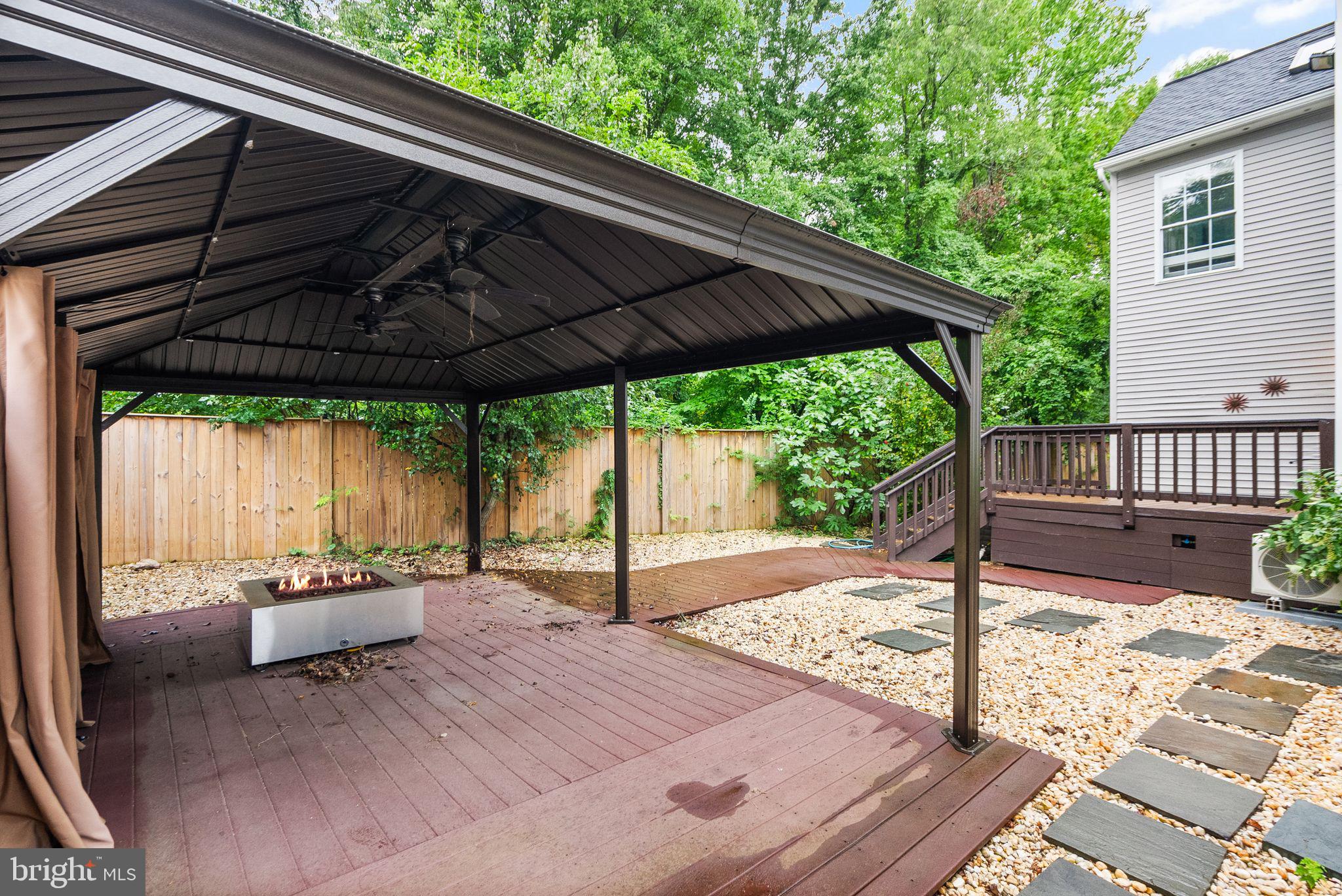 9121 Silver Pointe Way