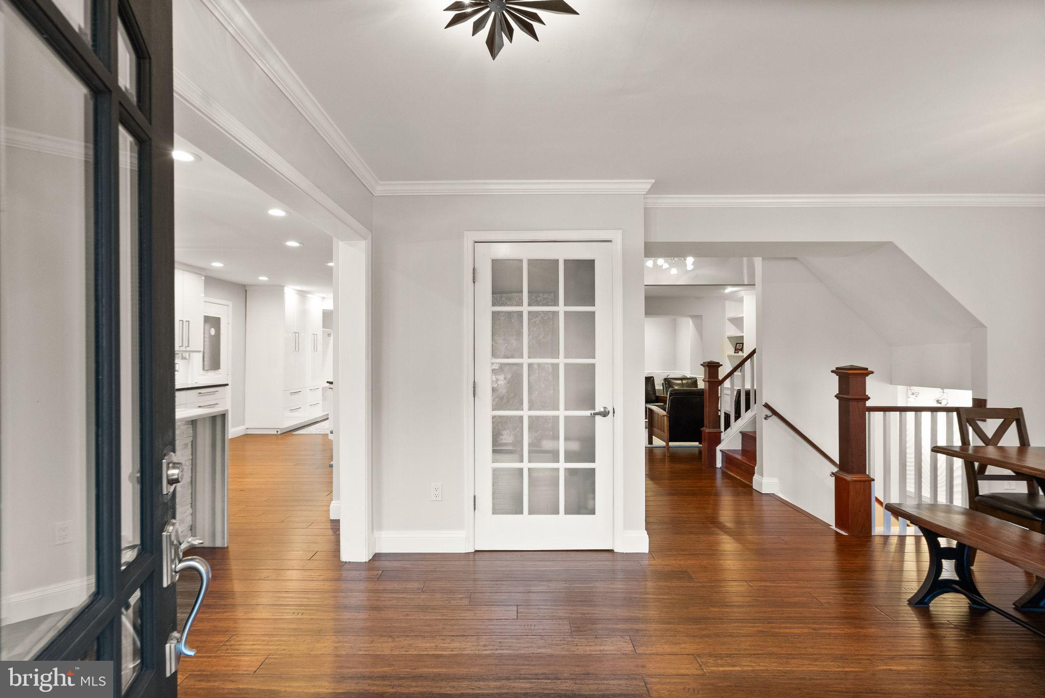 9121 Silver Pointe Way